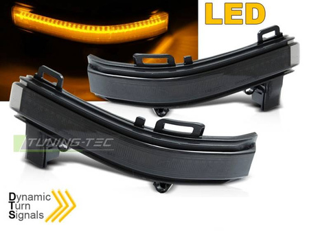 Indicatoare laterale în oglinzi fumurii. VW Crafter 2017-