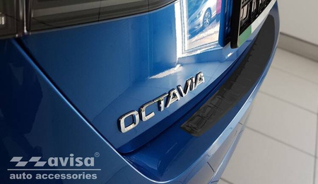 Capac de protecție spate pentru Skoda Octavia 4 Liftback (negru)