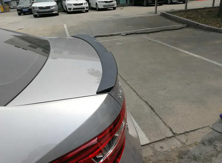 SPOILER PENTRU HAYON SKODA SUPERB 3 15-20 CU DECUPAJ