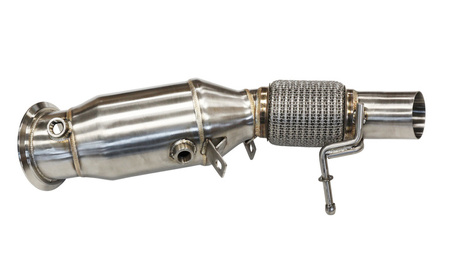 Zvodová rúra určená pre:  BMW F10 BMW F18 Zvodová rúra TurboWorks je vyrobená zo 100% nehrdzavejúcej ocele.  Priemer vtoku (vnútorný): 86 mm Výstupný priemer (vnútorný): 57 mm