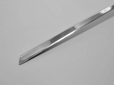 Banda hayon deasupra plăcilor Skoda Octavia 3 SEDAN