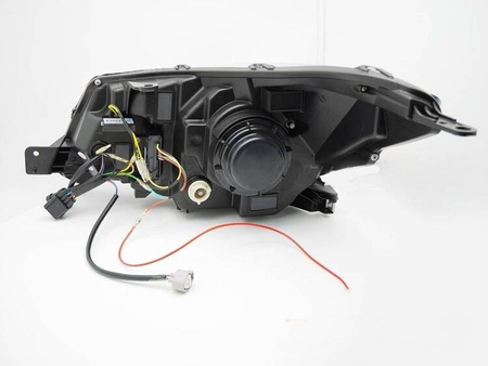 Faruri cu LED-uri cromate pentru Subaru Forester IV