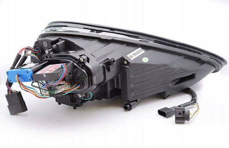 Faruri full LED negre pentru Porsche Cayenne