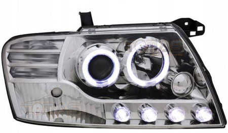 Faruri MITSUBISHI PAJERO V60 Ri