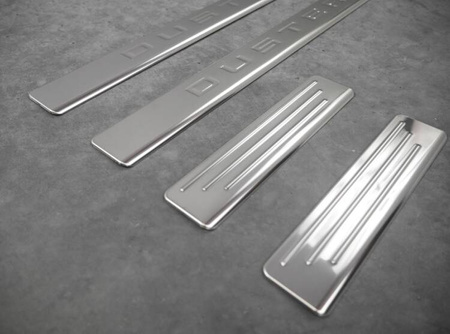 Huse prag Dacia Duster 2018-