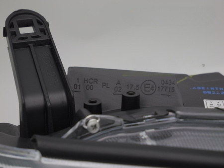 Lampă față stânga pentru Mitsubishi Pajero 10-15