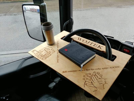 Masă de volan VOLVO FH3 FH4 IVECO MAN TGX TGA din lemn.