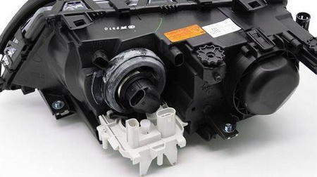 Lampa dreapta far xenon d2s pentru BMW e46 01-05