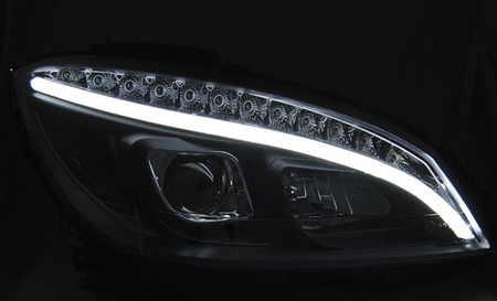 Lămpi Mercedes W204 Clasa C 07-10 Negru Led