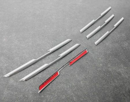 Benzi în jurul geamurilor laterale ale VW Passat B8 14+ SEDAN