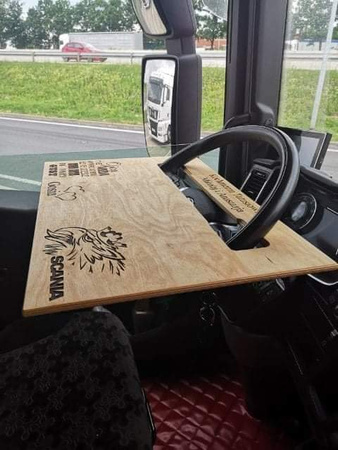 Masă de volan VOLVO FH3 FH4 IVECO MAN TGX TGA din lemn.