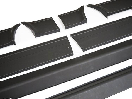 Muchiile laterale + muchiile ușilor Sporty Style BMW E30 82-90 2d