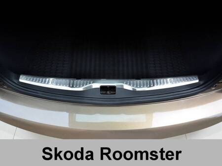 Capacul interior al pragului compartimentului pentru bagaje Skoda Roomster (oțel)