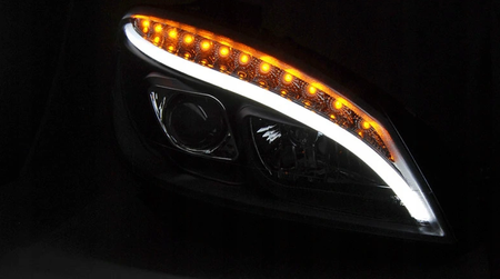 Mercedes W204 Clasa C 07-10 Negru Led Dts lămpi negre