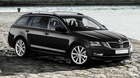 Skoda Octavia 3 Station Wagon - Capac pentru bara de protecție spate (negru)